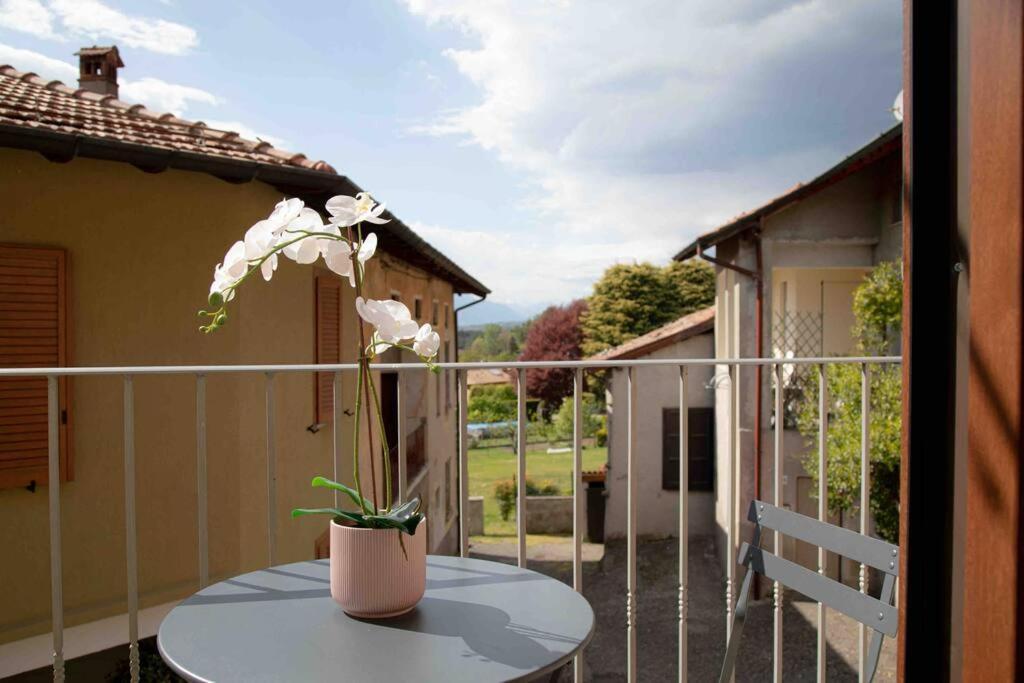 Vista Lago-Appartamento Funzionale Con Vista Варезе Экстерьер фото